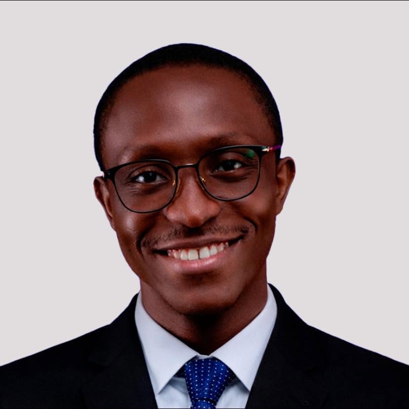 Retrato de Emanuel, especialista em Marketing